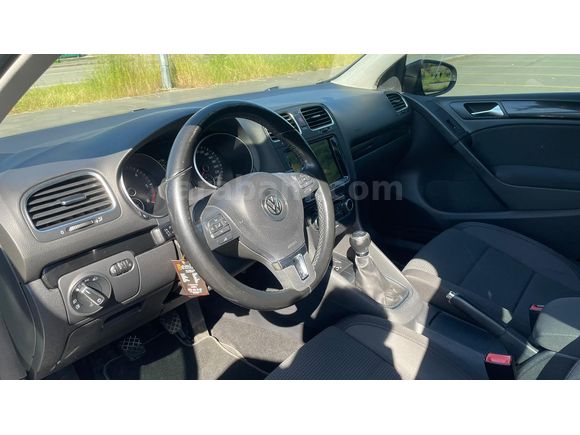 SERVİS BAKIMLI TİTİZ KULLANICIDAN 2010 GOLF 6 