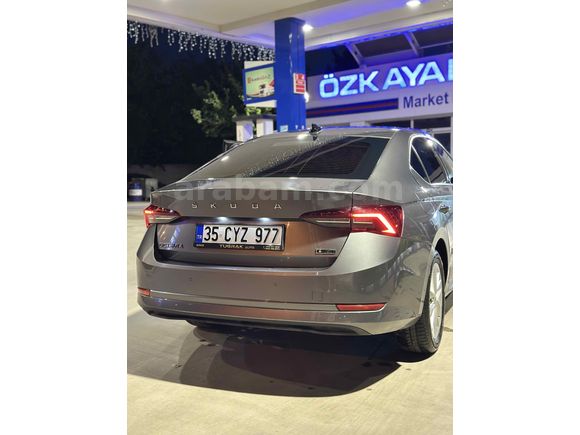 Sahibinden Skoda Octavia 1.0 e-Tec Elite 2024 Model İzmir