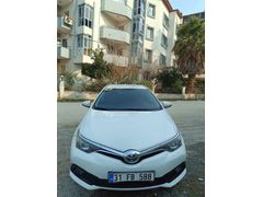 İlk Sahibinden Değişensiz Boyasız FB Plaka Düşük Km Toyota Auris