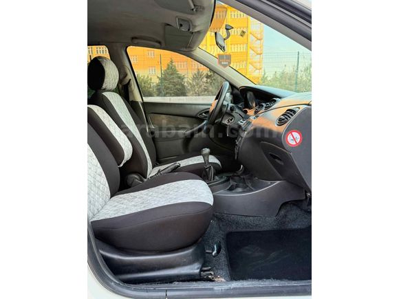 Sahibinden Ford Focus 1.6 Ambiente 2004 Model  242.000 km Beyaz