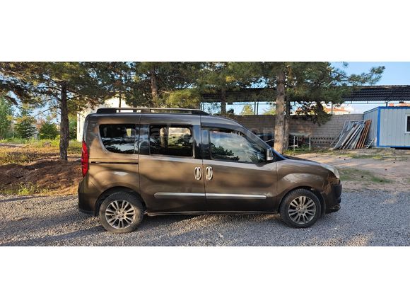 Sahibinden Fiat Doblo Combi 1.6 Multijet Premio 2012 Model