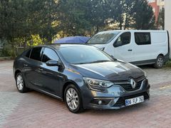 SAHİBİNDEN EMSALSİZ TEMİZLİKTE MEGANE4 