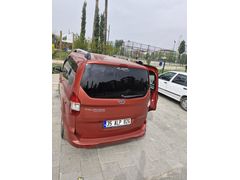 Sahibinden Ford Tourneo Courier 1.6 TDCi Titanium 2014 Model İzmir 200.000 km Kırmızı