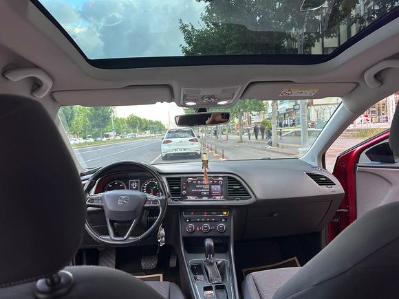 Sahibinden Seat Leon 1.6 TDI Style 2018 Model  ACİLLLL