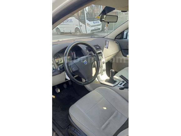 Volvo c30 2011 yeni kasa 130 binde