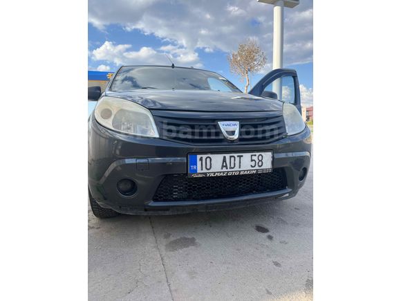 Sahibinden Dacia Sandero 1.4 Ambiance 2010 Model  211.600 km Gri