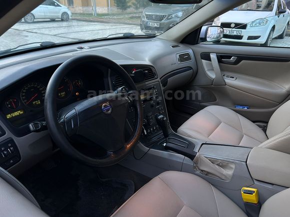 VOLVO S60 2.0T İMZALI SERİ