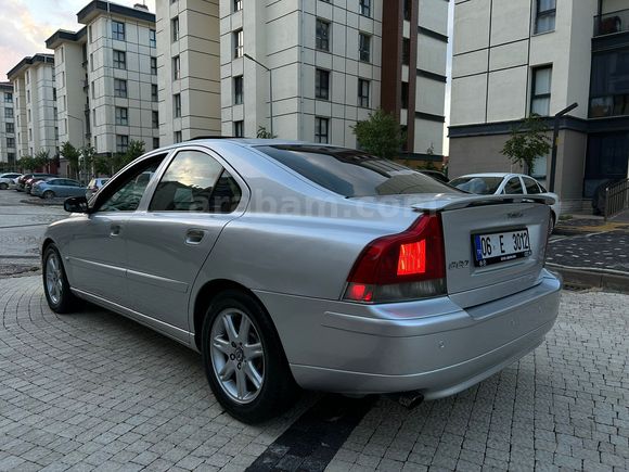 VOLVO S60 2.0T İMZALI SERİ