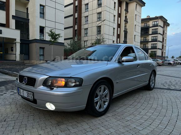 VOLVO S60 2.0T İMZALI SERİ