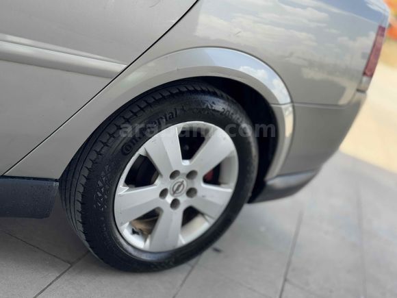 BEYOĞLU 2004 Opel Vectra 1.6 Comfort