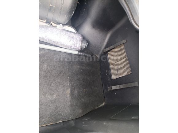 Sahibinden Mitsubishi Carisma 1.6 GLX 2000 Model