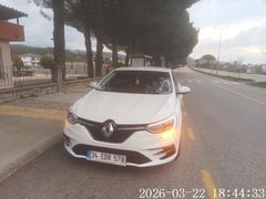 Sahibinden Renault Megane 1.3 TCe Joy Comfort 2021 Model  133.000 km Beyaz