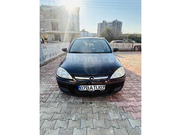 Sahibinden Opel Corsa 1.3 CDTI Essentia 2005 Model  400.000 km Siyah