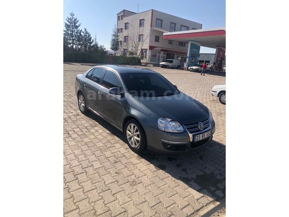 Sahibinden Volkswagen Jetta 1.6 TDi Exclusive 2010 Model 