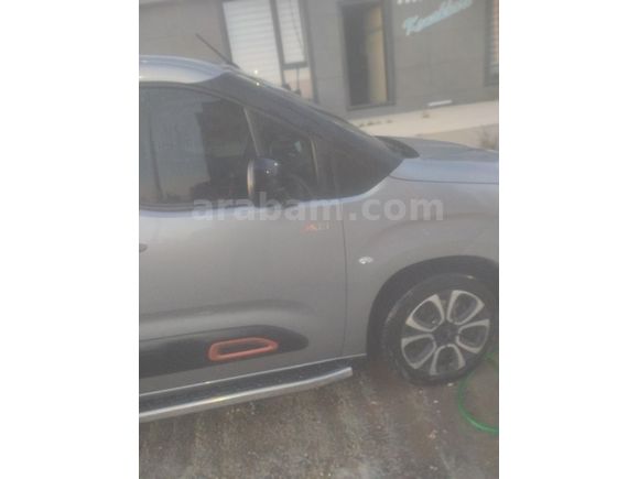 Sahibinden Citroen Berlingo 1.5 BlueHDI Shine Bold 2022 Model  102.000 km Gri