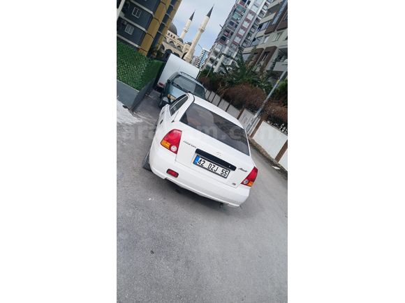 Sahibinden Hyundai Accent 1.5 CRDi Admire 2003 Model
