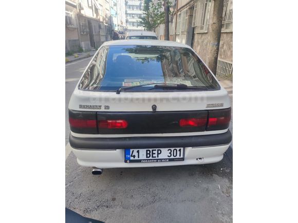 Sahibinden Renault R 19 1.6 Europa RTE 1998 Model