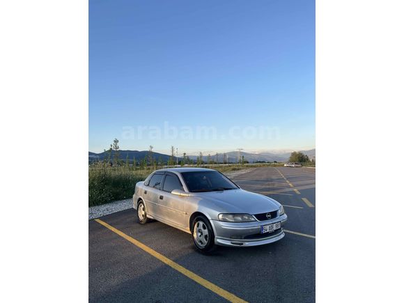 Sahibinden Opel Vectra 1.6 Comfort 2000 Model 