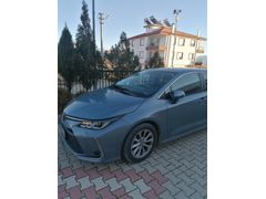 Öğretmenden Toyota Corolla 1.5 Flame 2021 Model   Gri (metalik)