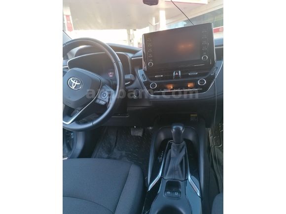 Servis bakımlı öğretmenden Toyota Corolla