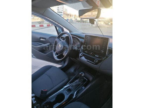 Servis bakımlı öğretmenden Toyota Corolla