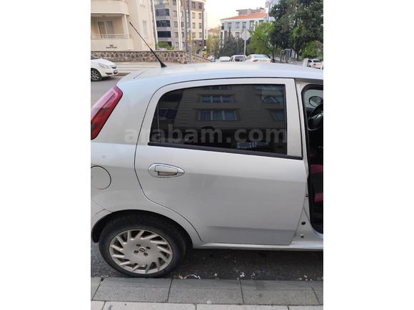 Sahibinden Fiat Punto Grande active 1.3 Multijet 2012 Model