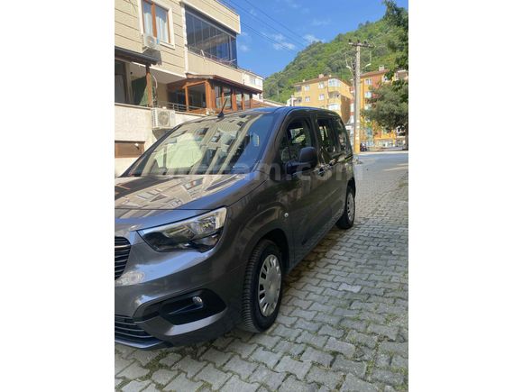 Sahibinden Opel Combo 1.5 CDTI Edition 2021 Model 