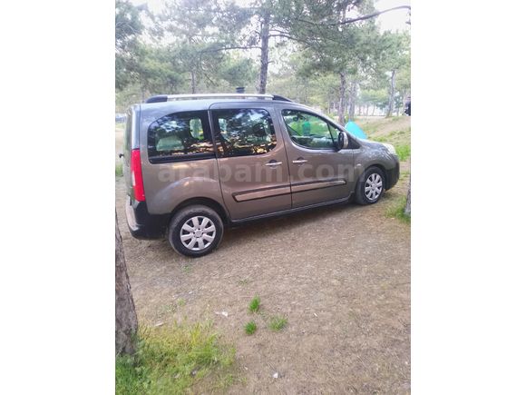 Sahibinden Peugeot Partner 1.6 HDI Outdoor 2011 Model