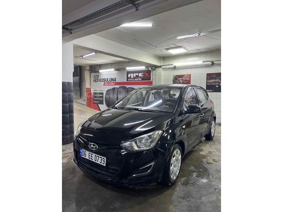 Sahibinden Hyundai i20 1.4 CVVT Jump 2013 Model 