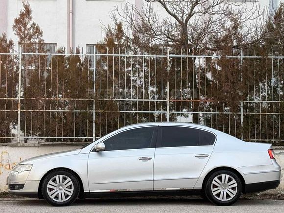 Sahibinden Volkswagen Passat 2.0 TDi Comfortline 2006 Model  375.000 km Gri (Gümüş)
