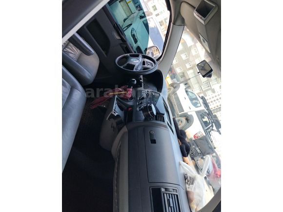 Sahibinden Volkswagen Transporter 2.5 TDI Camlı Van 2006 Model  327.000 km Gri (Gümüş)