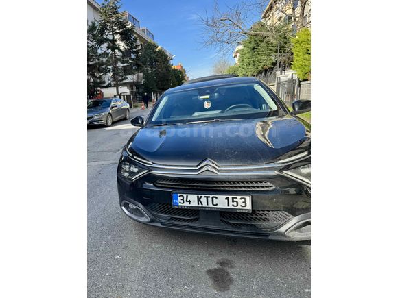 Sahibinden Citroen C4 X 1.2 PureTech Shine 2024 Model 