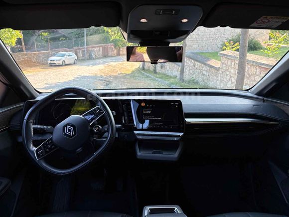 Sahibinden Renault Megane E-Tech Iconic 2023  Boyasız Değişensiz