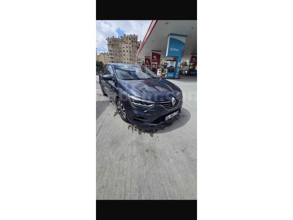 Sahibinden Renault Megane 1.3 TCe Icon 2024 Model 