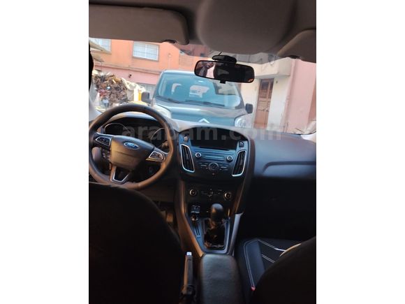 Sahibinden Ford Focus 1.6 Ti-VCT Trend X 2015 Model