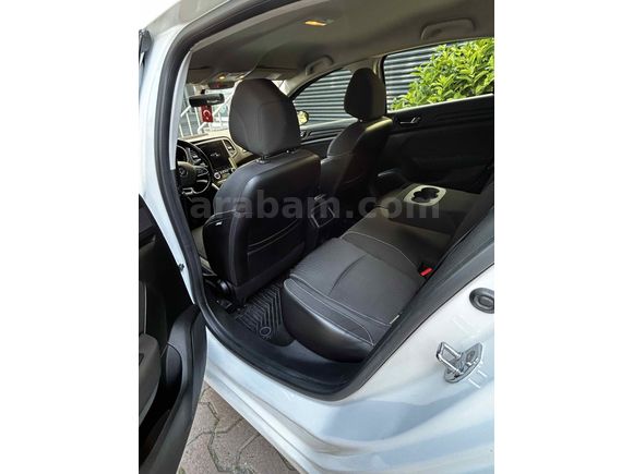 Sahibinden Renault Megane 1.5 dCi Touch 2017 Model muayene yeni 