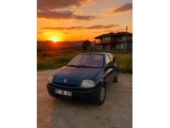 Sahibinden Yakıt Cimrisi Renault Clio 1.4 RTA 2000 Model
