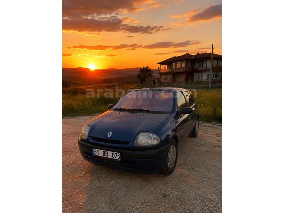 Sahibinden Yakıt Cimrisi Renault Clio 1.4 RTA 2000 Model