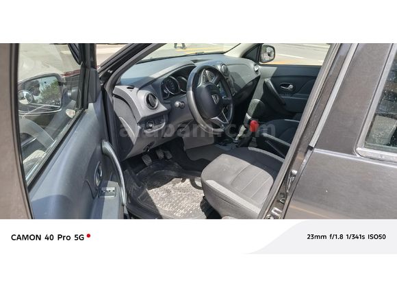 Galeriden Dacia Sandero 1.5 dCi Stepway 2017 Model İstanbul