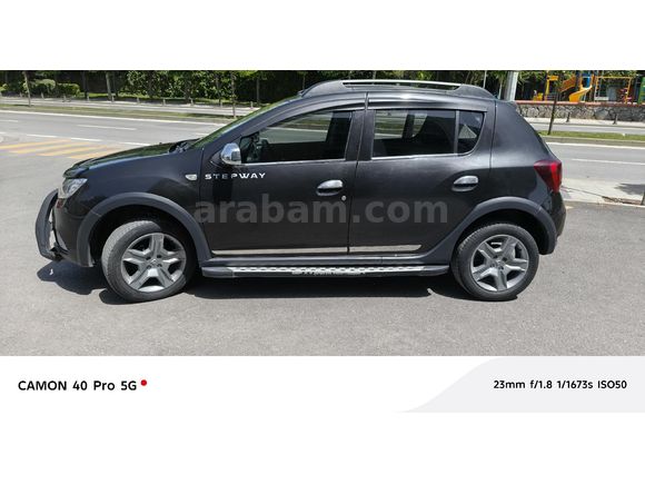 Galeriden Dacia Sandero 1.5 dCi Stepway 2017 Model İstanbul