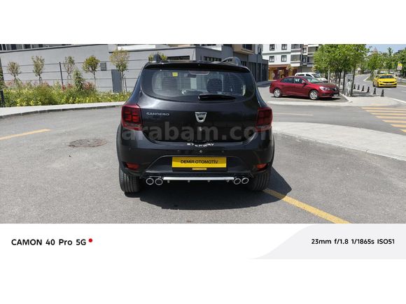 Galeriden Dacia Sandero 1.5 dCi Stepway 2017 Model İstanbul
