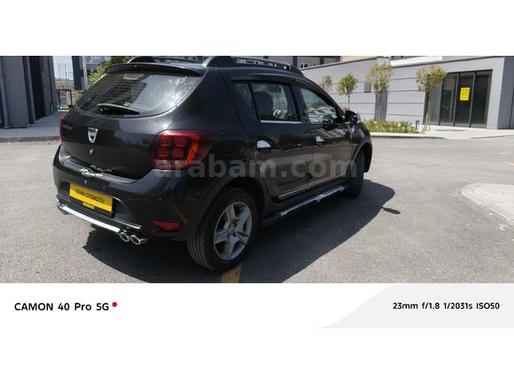 Galeriden Dacia Sandero 1.5 dCi Stepway 2017 Model İstanbul