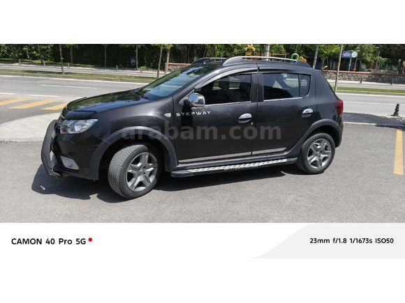 Galeriden Dacia Sandero 1.5 dCi Stepway 2017 Model İstanbul