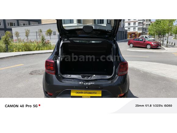 Galeriden Dacia Sandero 1.5 dCi Stepway 2017 Model İstanbul