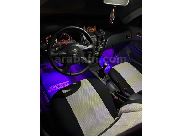 Ustasından Nissan Almera 1.5 Tekna 2004 Model 