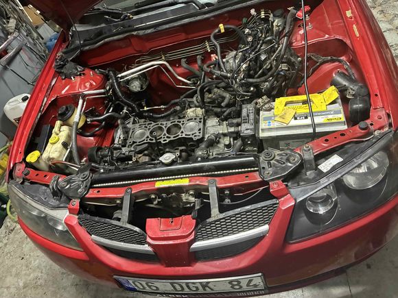 Ustasından Nissan Almera 1.5 Tekna 2004 Model 