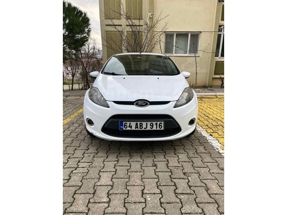 Sahibinden Ford Fiesta 1.4 TDCi Trend 2012 Model Uşak 218.000 km Beyaz