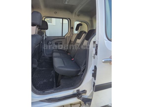 TR'de Tek Bayi çıkışlı Otomobil ruhsatlı Renault Kangoo 1.5 dCi Touch 2017 Model