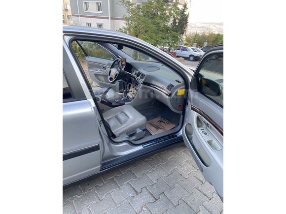 Sahibinden Volvo S80 2.0 T 2000 Model 