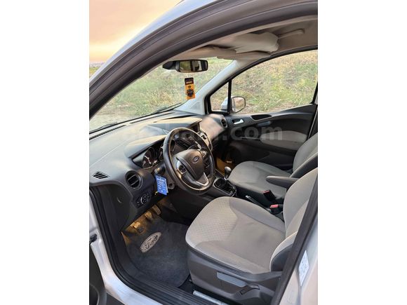 Sahibinden Ford Tourneo Courier 1.5 TDCi Titanium 2019 Model  193.000 km Gri